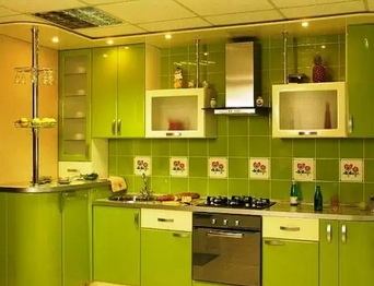 Зеленая кухня в интерьере
