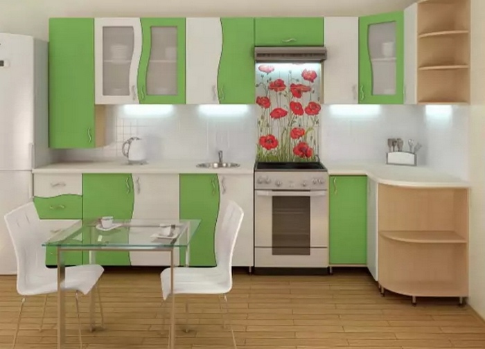 Зелено-белая кухня фото