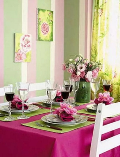 Фото фисташковой кухни с розовым
