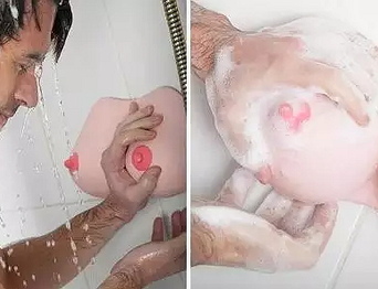 Женская грудь в виде емкости для жидкого мыла