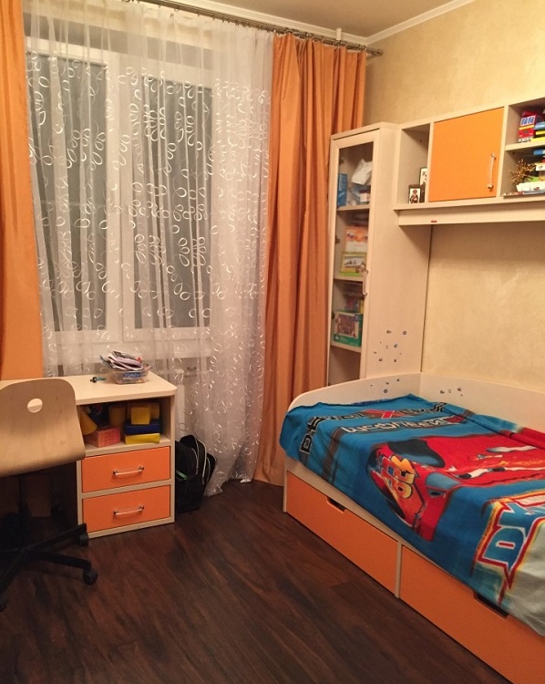 Детская спальня в маленькой комнате двушки линейки 